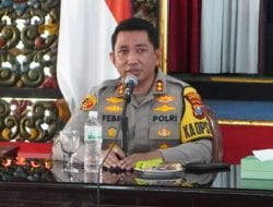 Dalam menjaga Stabilitas keamanan menjelang tahapan Pemilu Tahun 2024 dan pilkada serentak pada akhir tahun 2024 mendatang, Kapolres Bangkalan AKBP Febri Isman Jaya, S.H., S.I.K., M.I.K. menghadiri Rapat Koordinasi Pengamanan Pelaksanaan Pemilu Tahun 2024 di Pendopo Agung, Kamis pagi ini (25/01/2024).