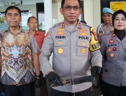 Warga Kecamatan Burneh menggagalkan aksi pencurian ayam saat melintas di Dusun Manggisan, Desa Burneh, Kecamatan Burneh, Kabupaten Bangkalan.