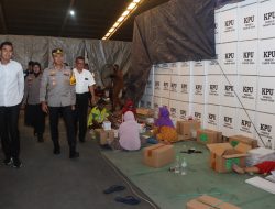 Pastikan Logistik Pemilu Aman, Kapolres Pasuruan bersama Forkopimda Tinjau Gudang Logistik 
