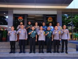 Merupakan suatu kehormatan dan kebanggaan bagi kami mendapat kunjungan dari Kapuspen TNI beserta rombongan, ungkap Kadiv Humas dalam sambutannya.