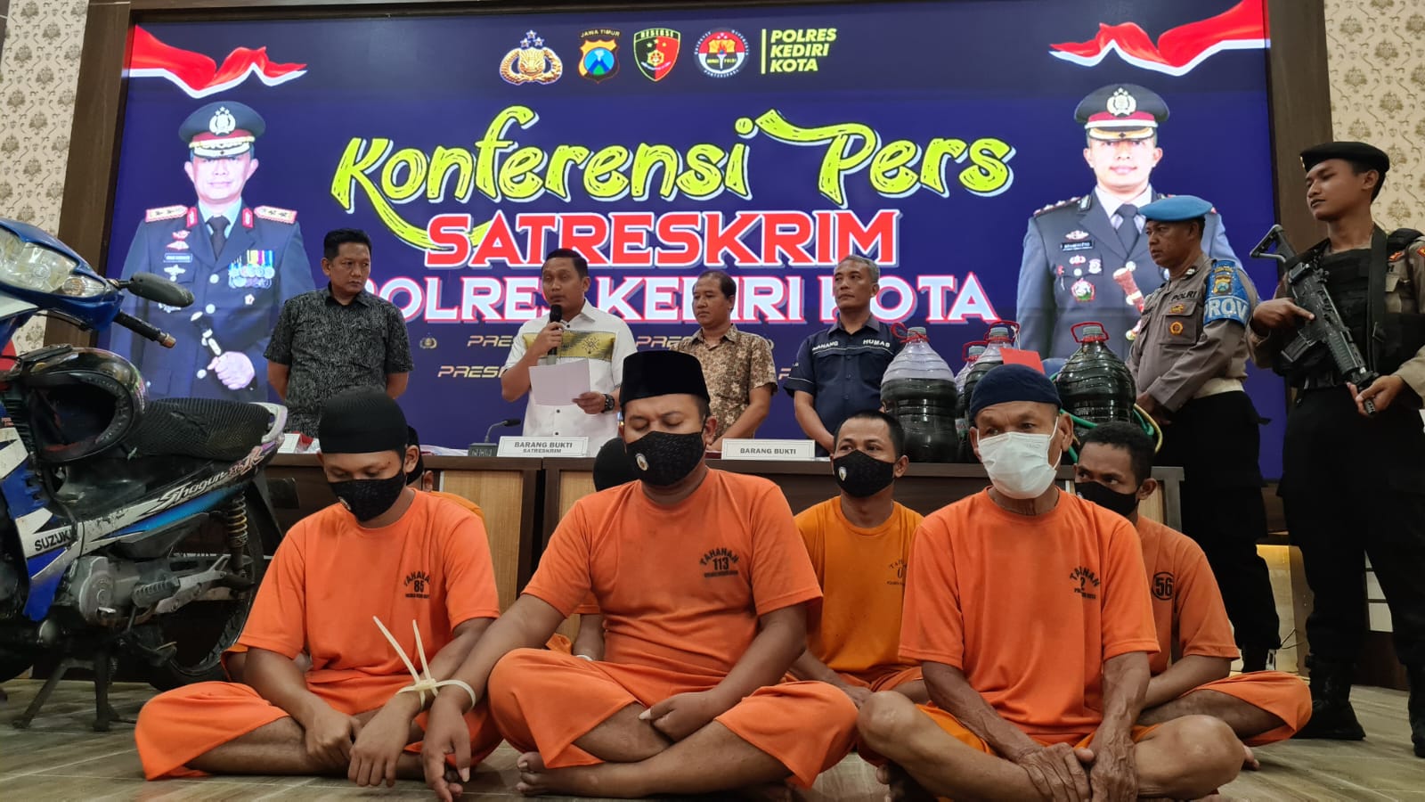 Selama bulan Januari 2024, Satreskrim Polres Kediri Kota Polda Jatim berhasil mengungkap kasus sebanyak 8 perkara tindak kejahatan.
