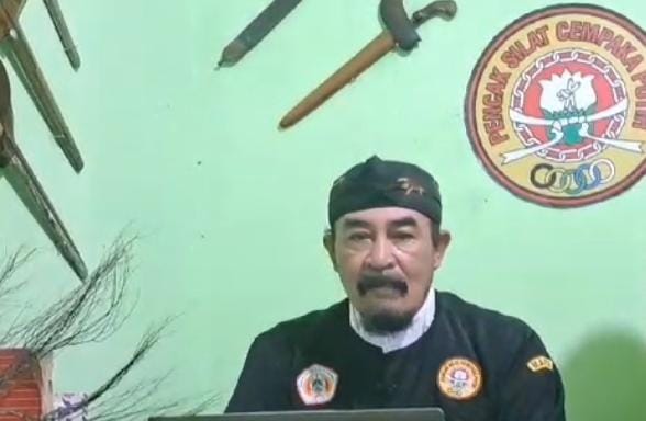 Tokoh masyarakat dan pemuda Magetan, Joko Suryono yang juga Ketua Umum PPSCP (Perguruan Pencak Silat Cempaka Putih) Pusat Magetan, mengajak seluruh elemen masyarakat untuk menjaga persatuan dan perdamaian pasca Pemilu 2024.