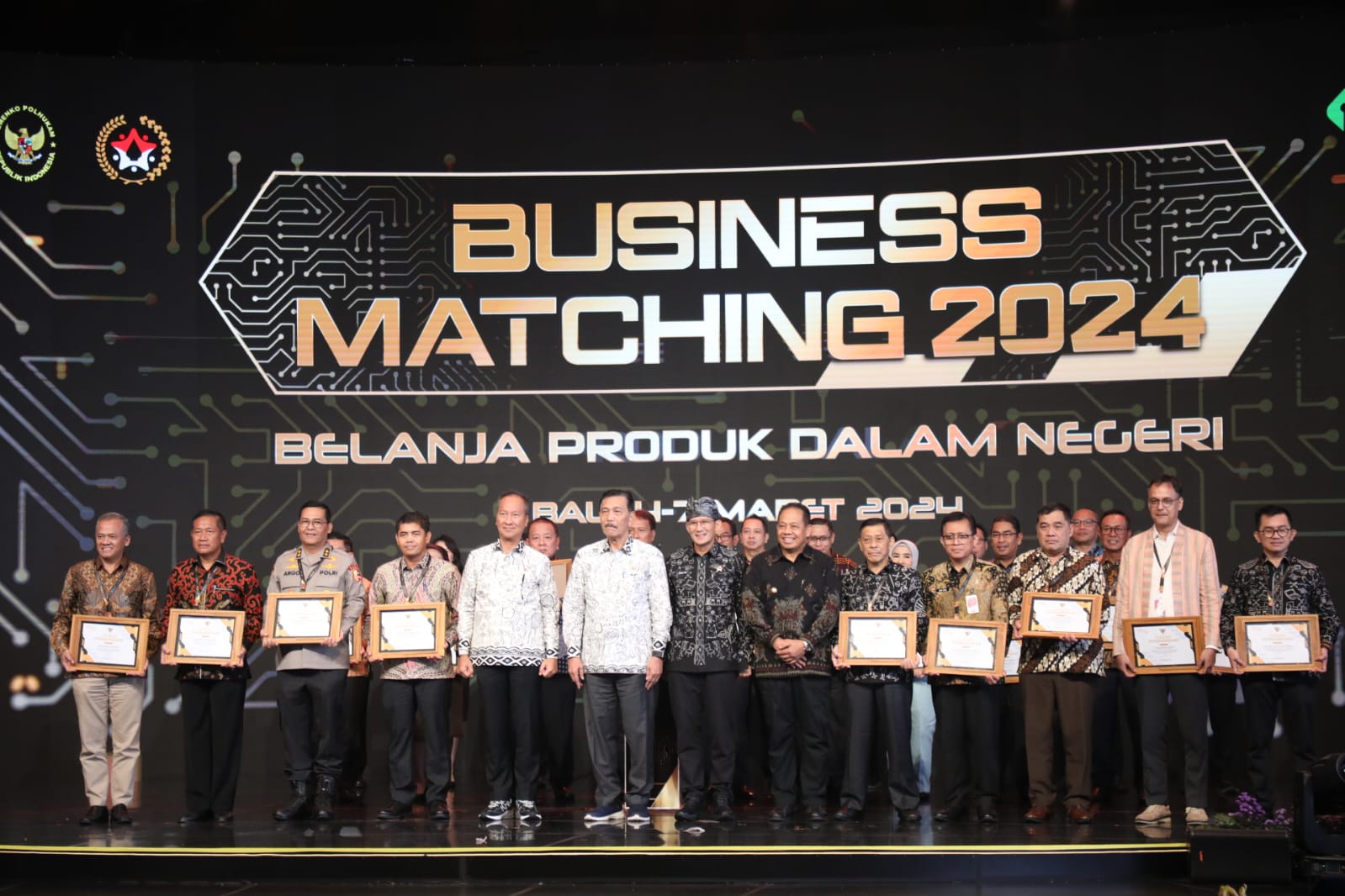 Dalam acara kali ini membahas terkait belanja produk dalam negeri, dalam sambutannya Menteri Koordinator Bidang Kemaritiman Republik Indonesia Luhut Binsar Pandjaitan, M.P.A. mengajak kita untuk sama sama mencintai produk dalam negeri. 