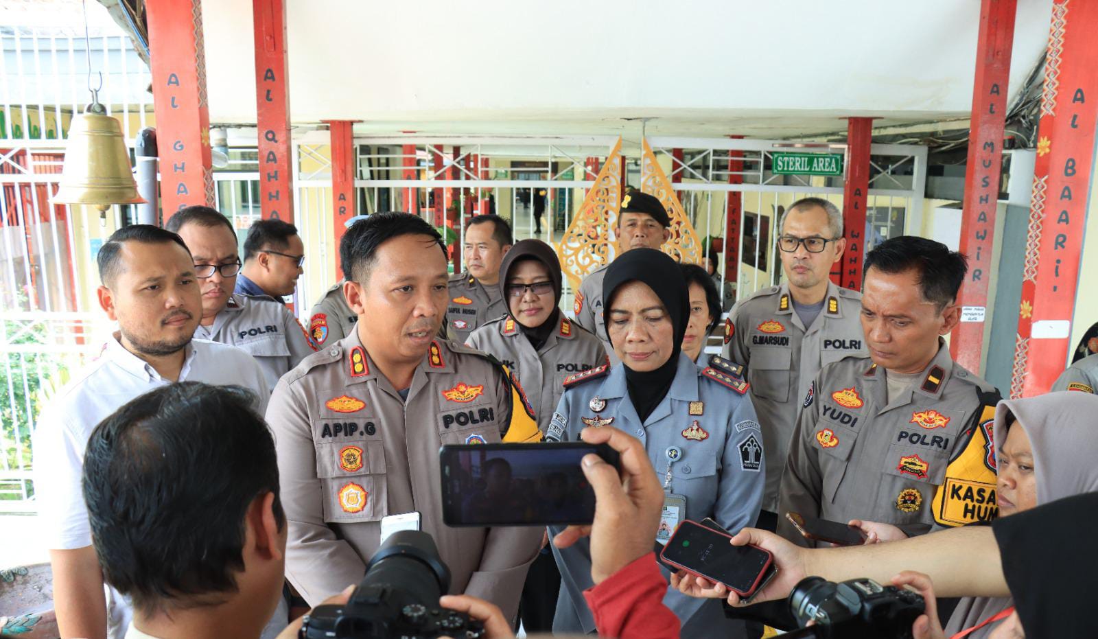 Lembaga Pemasyarakatan Perempuan Kelas IIA Malang (Lapas Perempuan Malang) semakin memperkuat sinergitas dengan Polresta Malang Kota dan BNN Kabupaten Malang melalui penandatanganan Memorandum of Understanding (MoU).