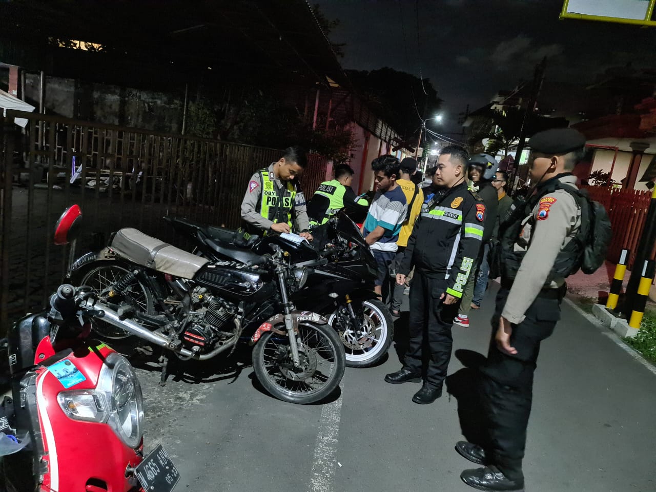 Patroli sahur on the road (POS ONTA) Polresta Malang Kota yang bersinergi dengan TNI dan Satpol PP adalah untuk memberikan rasa aman dan nyaman umat muslim di bulan Ramadhan.