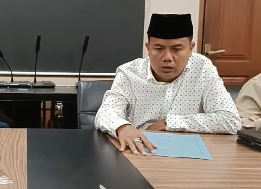 Ketua Umum Aliansi Madura Indonesia (AMI) Baihaki Akbar, mengapresiasi kinerja KPK yang sudah menetapkan Bupati Sidoarjo Sebagai tersangka dalam kasus Korupsi.